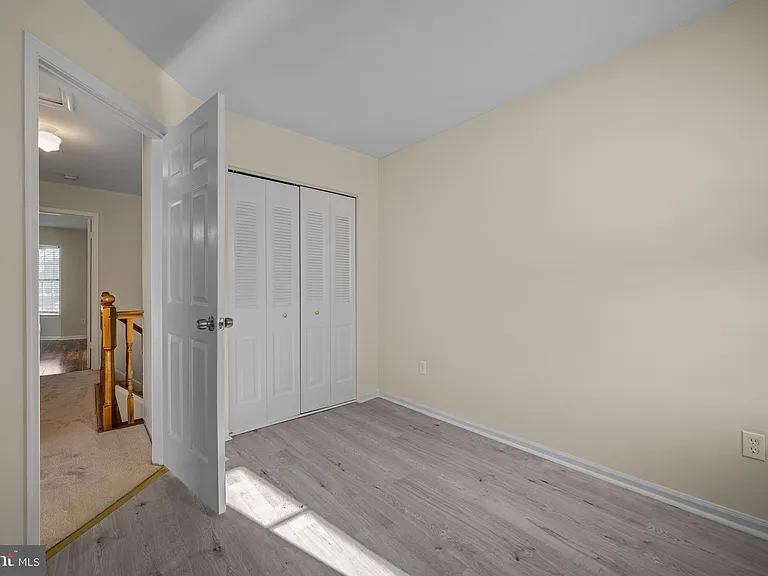 817 Thoreau Ln — Photo 23