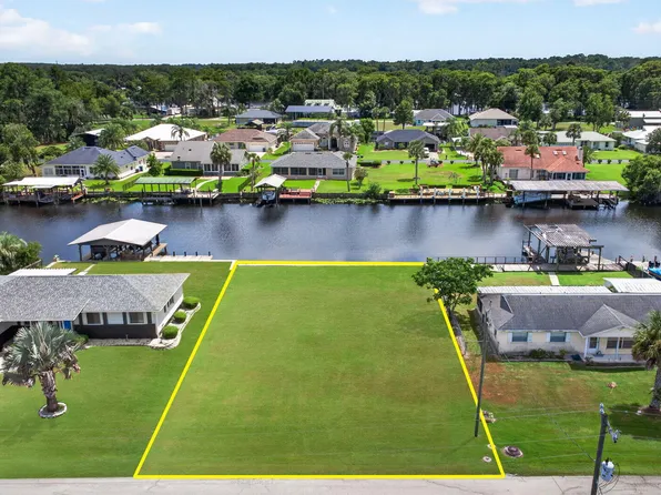 1615 Juno Trl, Astor, FL 32102