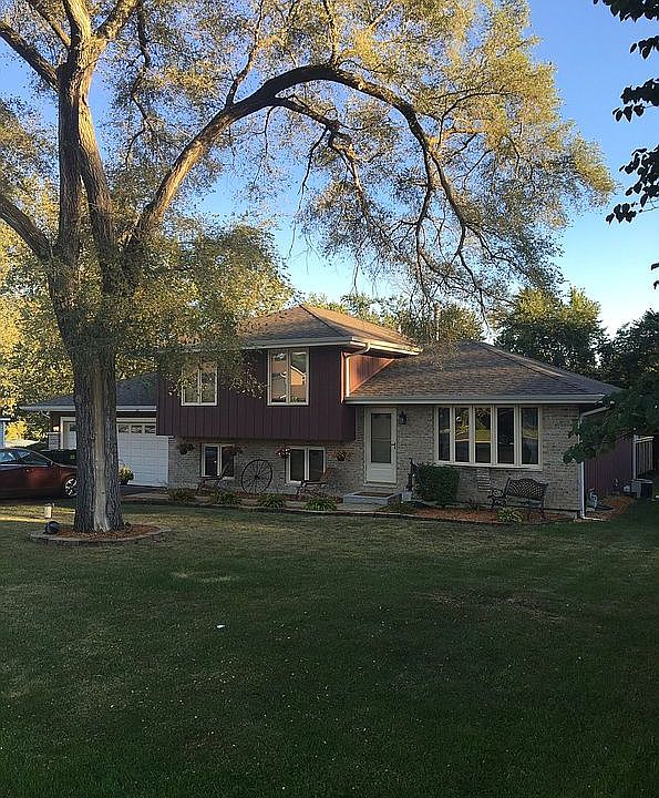 1st image of 28W605 Barnes Ave