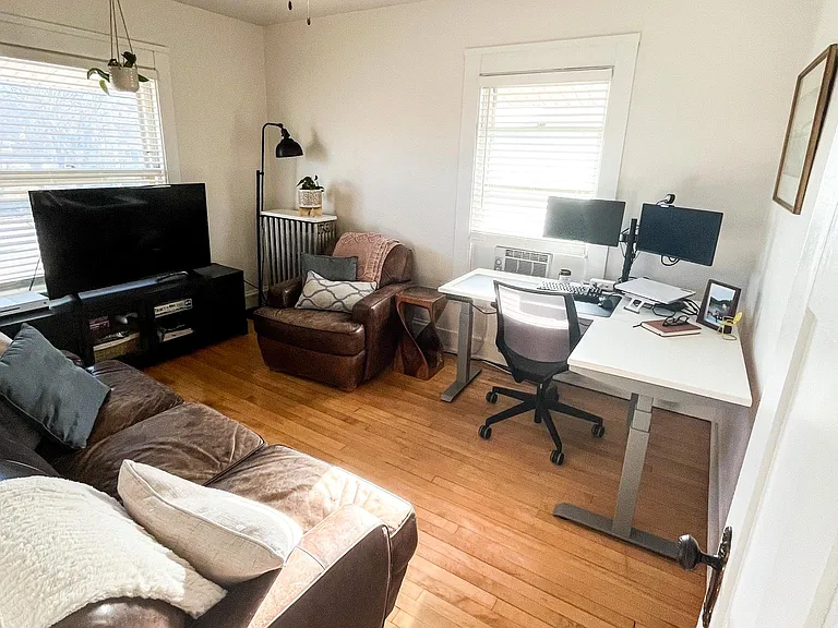 Living Space/Office