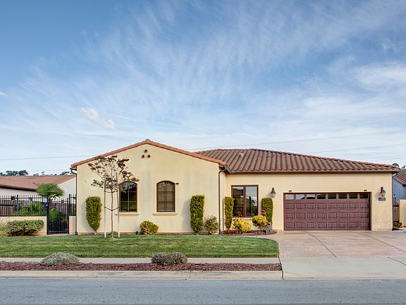 2nd image of 1831 Santa Maria Vista Ln