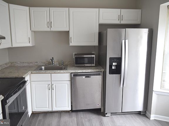 2nd image of 304 Harry S Truman Dr Unit 223