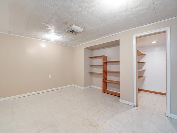 2nd image of 3526 Robina Ave #0