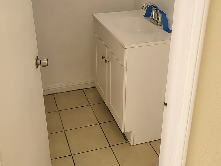 7858 Seville Ave — Photo 21