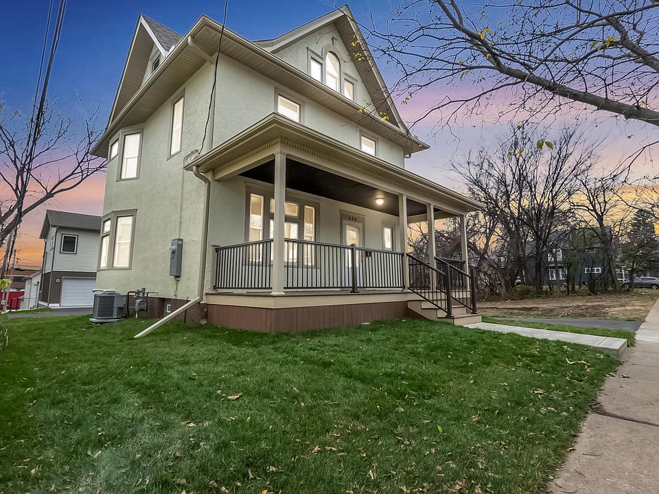 1st image of 626 Reaney Ave