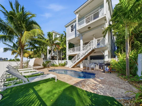 11890 1st Ave #2, Marathon, FL 33050