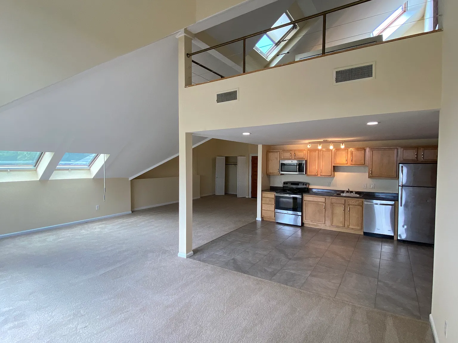 36 Abbott Street — Photo 2