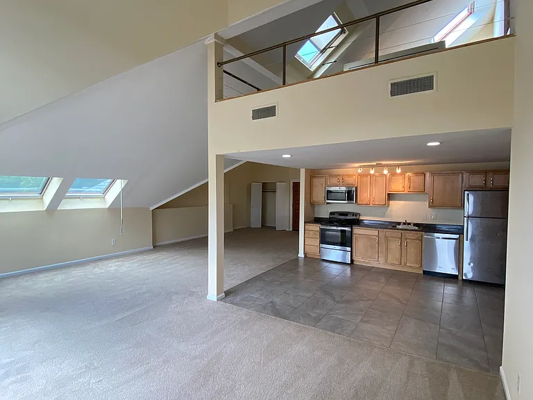 36 Abbott Street — Photo 2