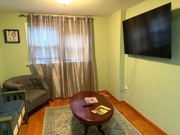 5 Orange Pl #Id1696786p, West Orange, NJ 07052