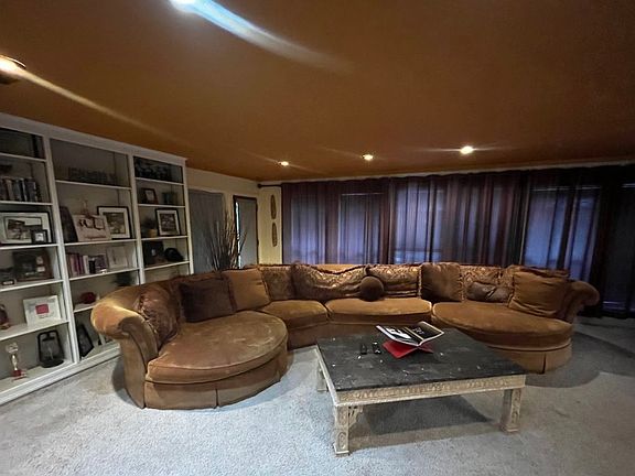 4th image of 13001 Harkness Dr