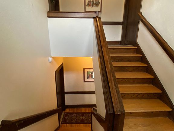 Front entry hallway between floors