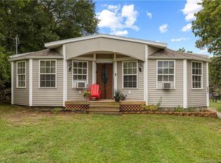 237 Taylor Hill Rd, Griswold, CT 06351