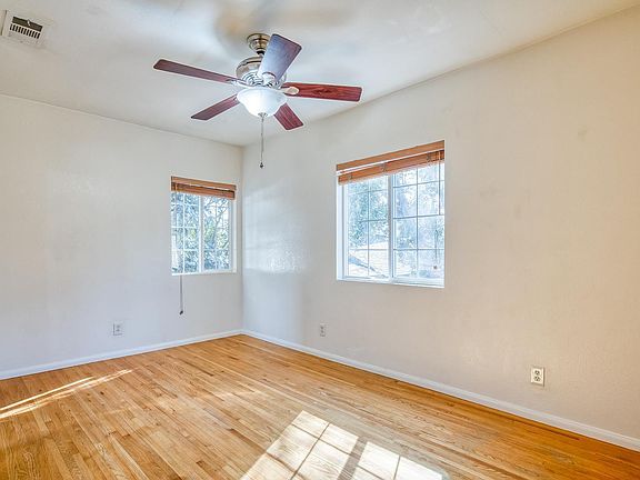 5th image of 3817 Revere Ave