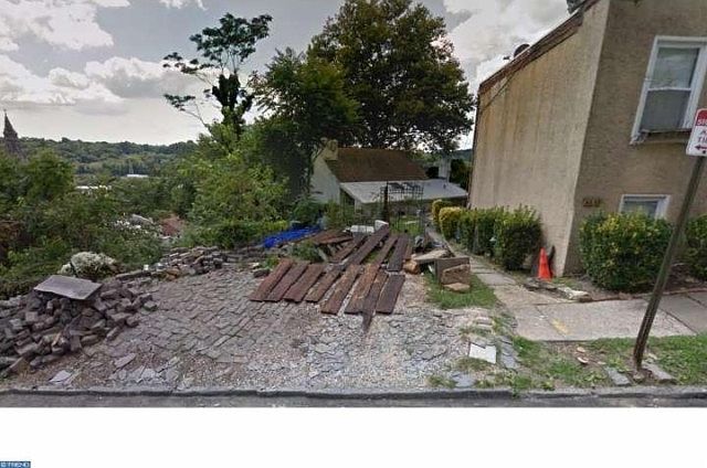 2nd image of 4334 Boone St