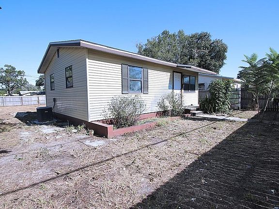 3rd image of 3767 38th Ave N