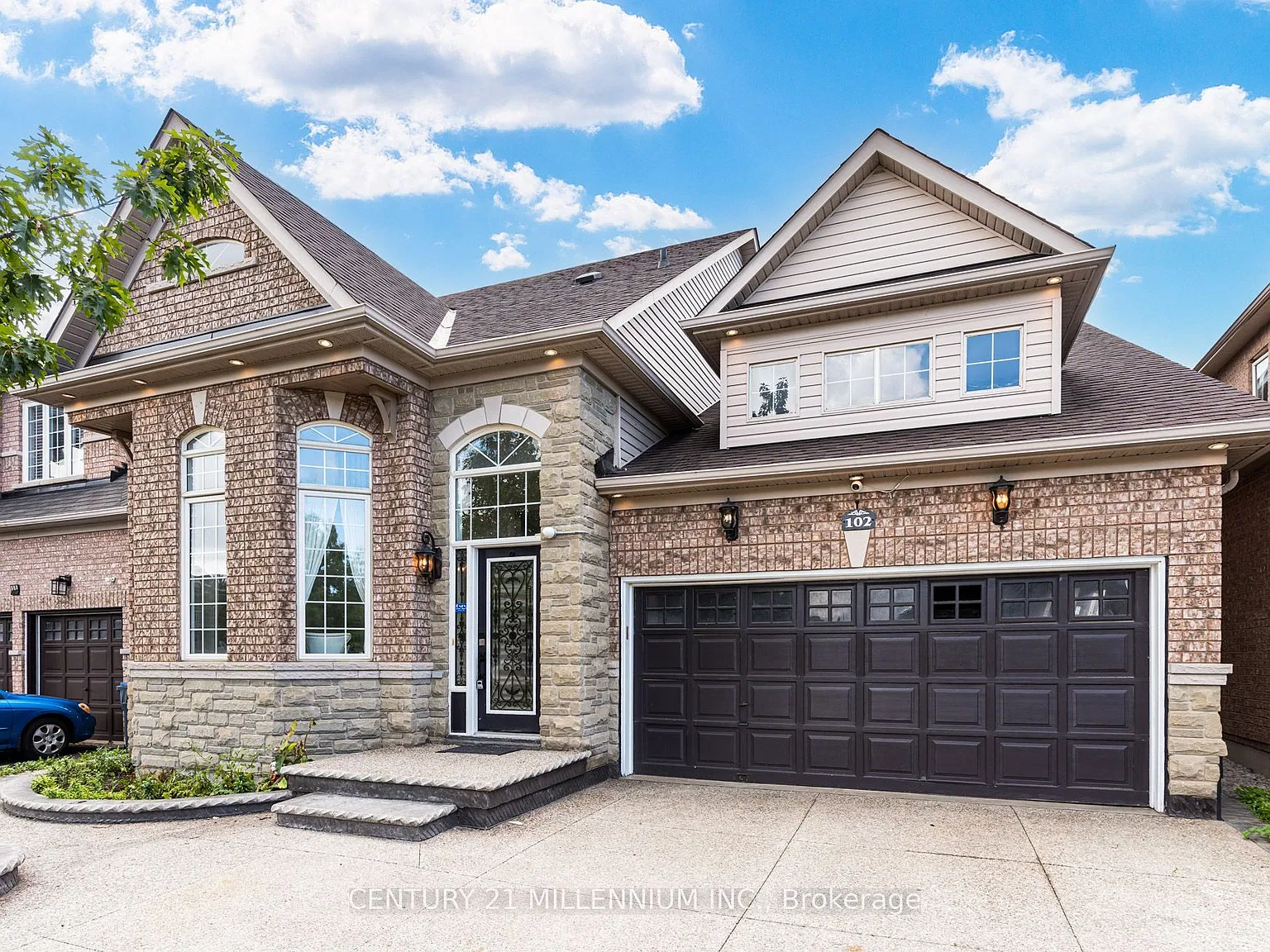 4 bed, $3,200 — Photo 2