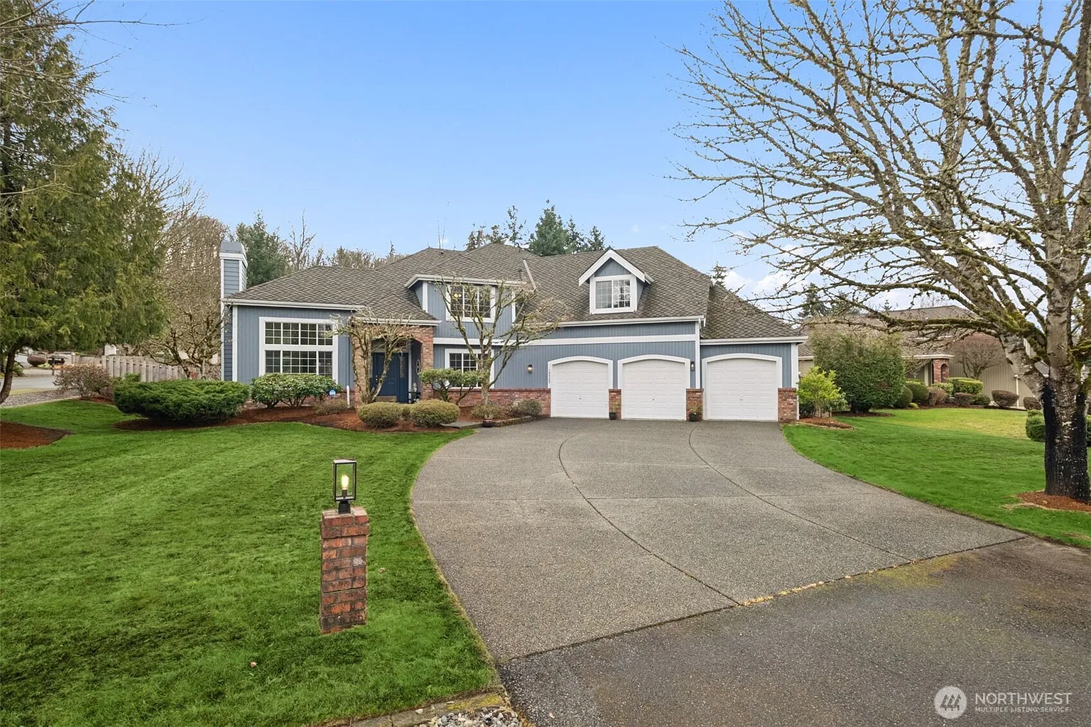 18525 SE 277th Place photo 1