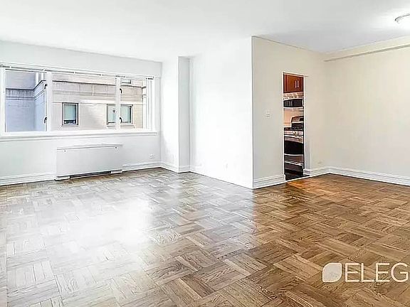 3rd image of 200 E 71st St APT 9K