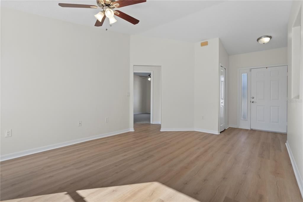 719 Waxwing Ct, Poinciana, FL - View 5
