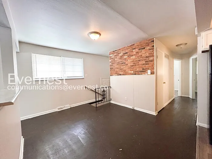 6102 Saint Paul Pl — Photo 5