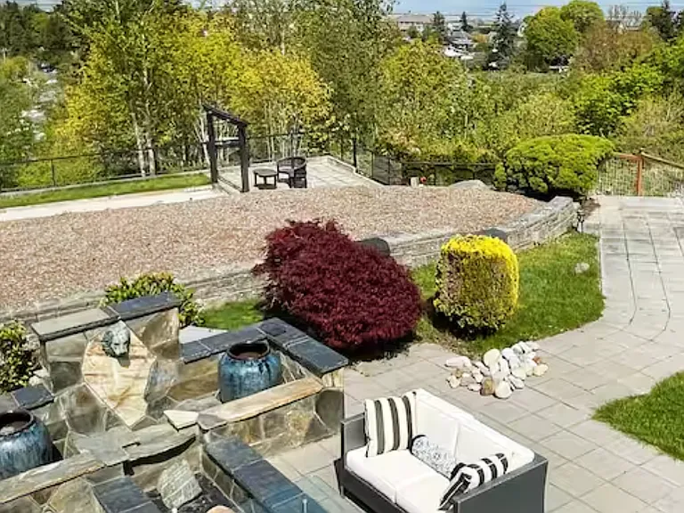 2112 Whalen Dr #1 — Photo 3