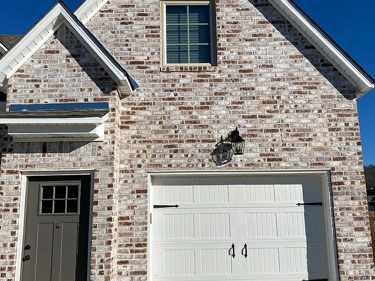 3861 W Maclura Way — Photo 1