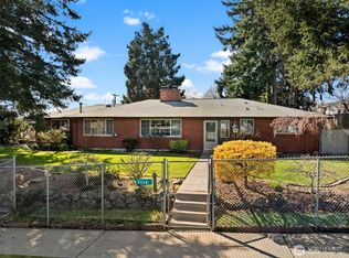 1116 S Woodlawn Street, Tacoma, WA