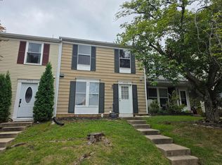 4745 Hedrick Ln, Woodbridge, VA 22193