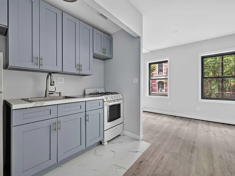 156 Orchard St #2C — Photo 4