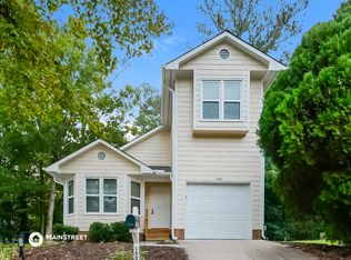 100 Tall Rock Ct, Raleigh, NC 27610