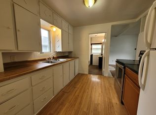 2126 Early St, Green Bay, WI 54304