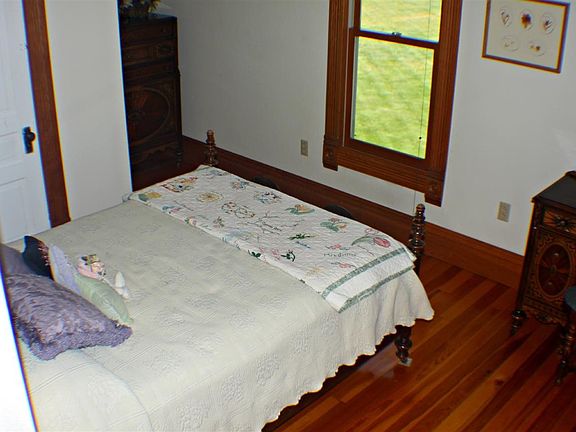 5th image of 307 Hawker Ln