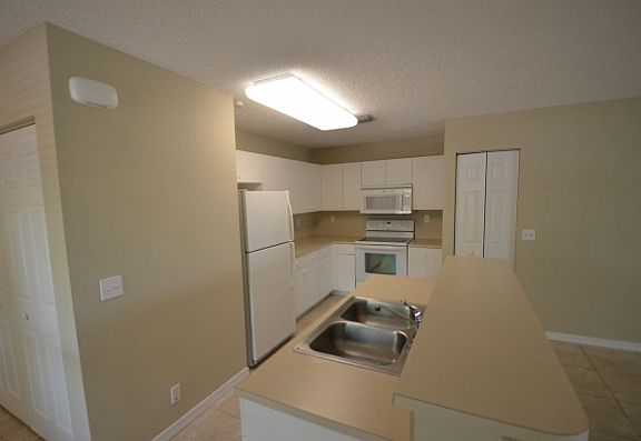 4th image of 8651 N Southgate Shores Cir