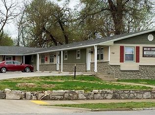 724 W Walnut St APT 5, Springfield, MO 65806