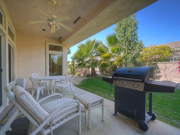 3rd image of 78936 Edgebrook Ln