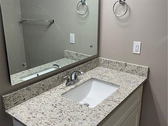 5th image of 5800 Puffin Ave #4