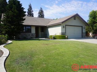 9323 Meacham Rd, Bakersfield, CA 93312