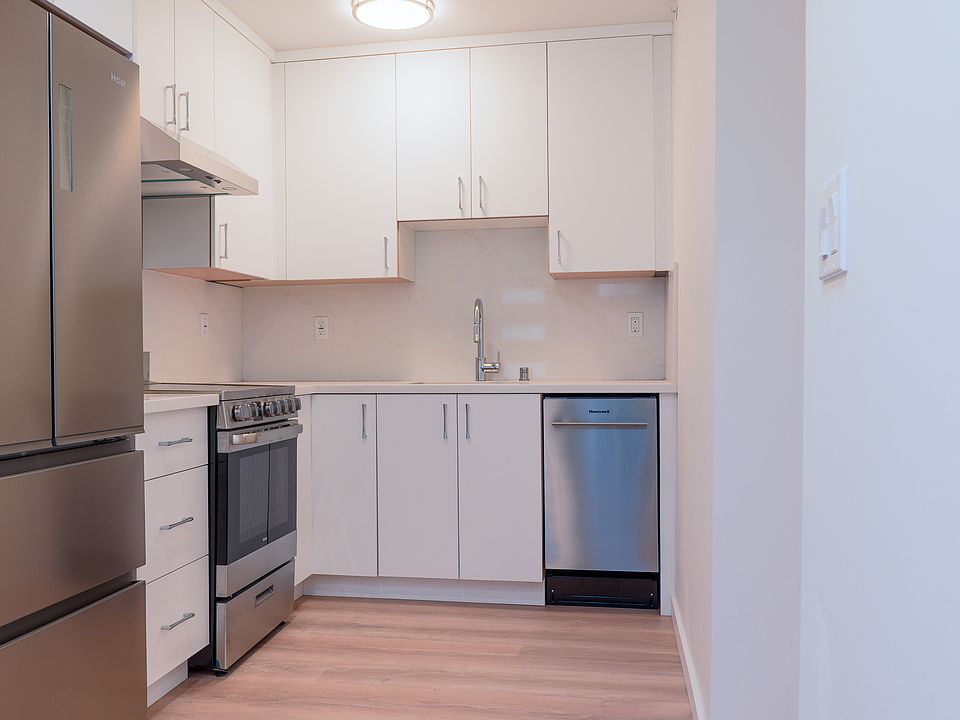 1st image of 195 Eureka St #6