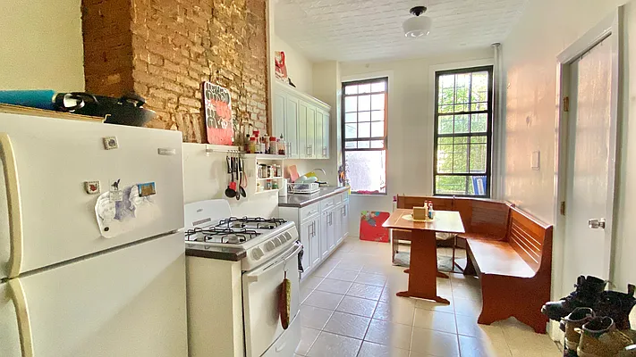 Rented by Simply Brooklyn Realty Inc | media 9