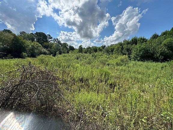 4th image of Lone Star Pkwy