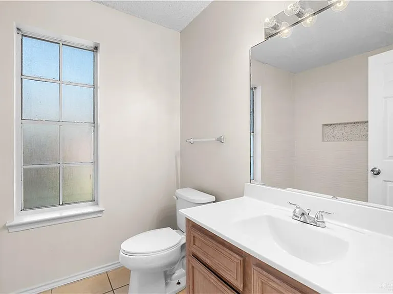 1709 Jonquil Ave — Photo 14