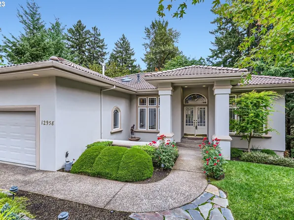 12958 SW Wilmington Ln, Tigard, OR 97224