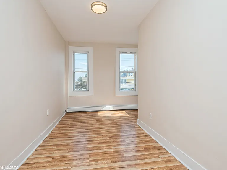 118 Joline Ave #2 — Photo 10