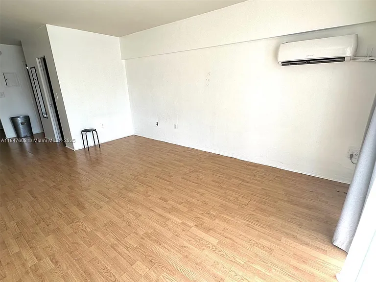 1400 Pennsylvania Ave #33 — Photo 11
