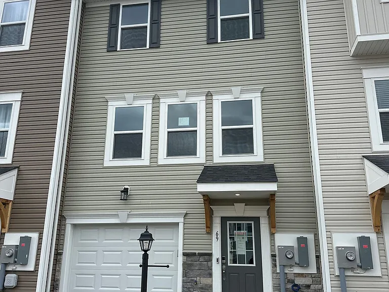 69 Trotting Rd — Photo 1