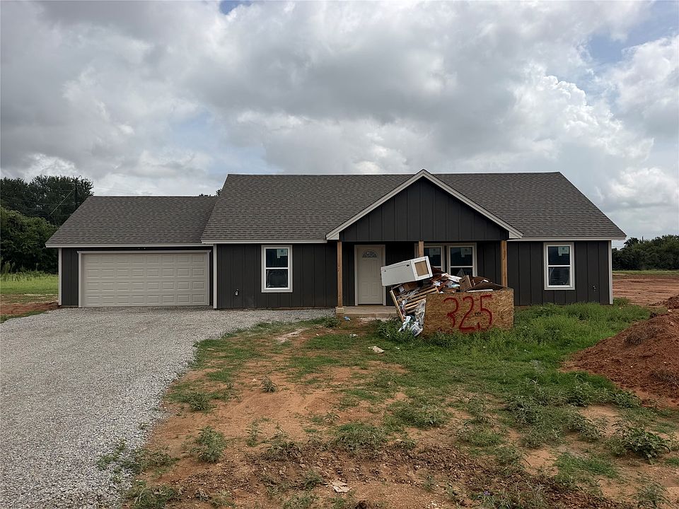1st image of 325 Myers Dr