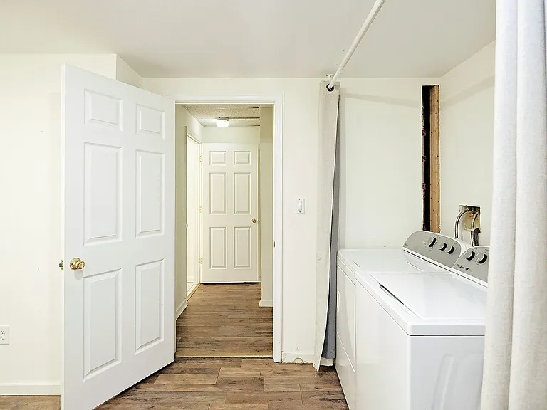 430 Wynridge Dr — Photo 13