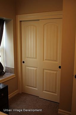 4th image of 3009 Harney St #3