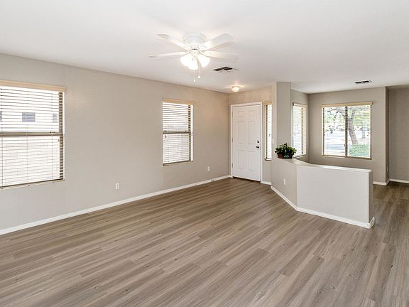 3rd image of 947 N Maria Ln