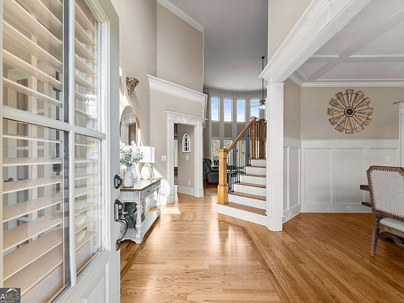 5th image of 4610 Vista Ridge Ln